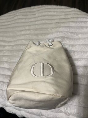 Christian Dior Ivory Satin Drawstring Dust Bag / Beauty Pouch NWOT